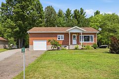 336 Witt Road, Laurentian Valley, ON K8A 6W5