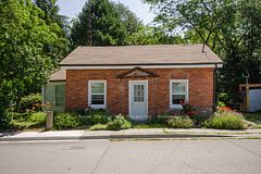 97 John Street, Port Hope, ON L1A 2Z5