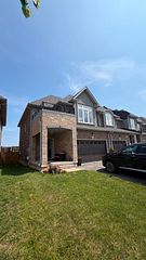 35 Pinot Crescent, Hamilton, ON L8E 0J8