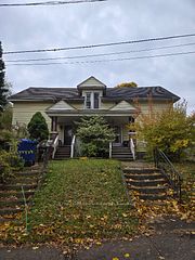 4336 Elgin Street, Niagara Falls, ON L2E 2X8