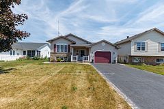 121 Rochelle Crescent, Fort Erie, ON L0S 1N0