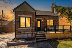 258 College Street, Kingston, ON K7L 4M2