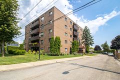 95 Windsor Drive 104, Brockville, ON K6V 3H7