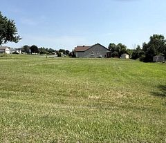 2 Moss Drive, South Stormont, ON K0C 1P0