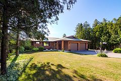 491 Balmy Beach Road, Georgian Bluffs, ON N4K 5N4