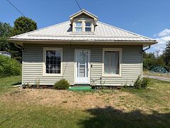 16 Huffman Road, Quinte West, ON K0K 2C0