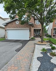 1374 Chicory Place, Cyrville - Carson Grove - Pineview, ON K1J 1E7