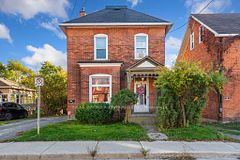 88 Moore Street, Carleton Place, ON K7C 2R2