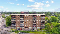1190 Richmond Road 804, Woodroffe, ON K2B 8J3