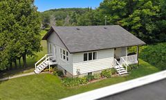 949 Raymond Road, Muskoka Lakes, ON P0B 1M0