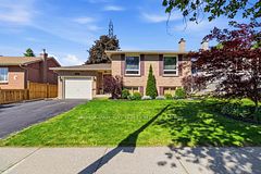352 Brantwood Park Road, Brantford, ON N3P 1L2