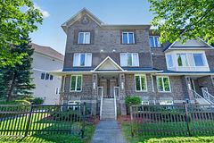 256 Cresthaven Drive, Barrhaven, ON K2G 6W4