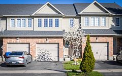 130 Simmonds Drive, Guelph, ON L7A 0P3