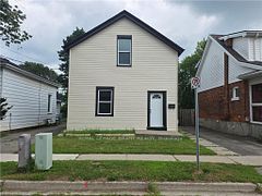 109 Sydenham Street, Brantford, ON N3R 3Y7