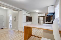 105 Oak Avenue C, Hamilton, ON L8L 5M7