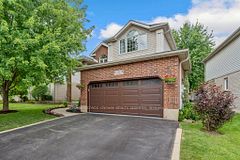 142 Deer Ridge Drive, Kitchener, ON N2P 2K9