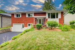 21 Kelly Drive, Kitchener, ON N2M 1V7