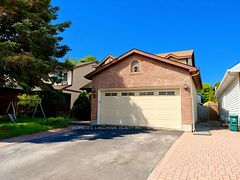 8 Opal Lane, Barrhaven, ON K2J 2V7