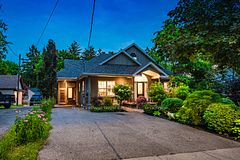 33 Edgehill Drive, Guelph, ON N1H 5E3