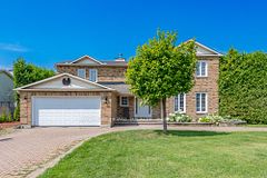 1446 Bourcier Drive, Orleans - Cumberland and Area, ON K1E 3J9