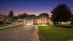 72 Allen Street, Lambton Shores, ON N0M 2N0