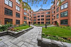 205 Somerset Street W 105, Ottawa Centre, ON K2P 0J1