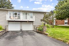 42 Charkay Street, Cityview - Parkwoods Hills - Rideau Shore, ON K2E 5N4