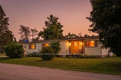 1064 Eighth Lane, Minden Hills, ON K0M 2K0