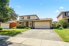 25 Winter Way, Brantford, ON N3T 6G3