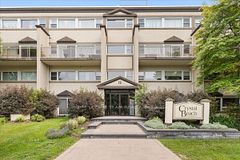 12 Corkstown Road 201, Crystal Bay - Rocky Point - Bayshore, ON K2H 5B3