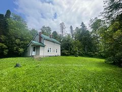1038 Gooderham Street, Highlands East, ON K0M 1R0