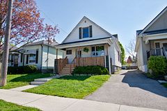 73 Hughes Street, St. Thomas, ON N5P 2Y7