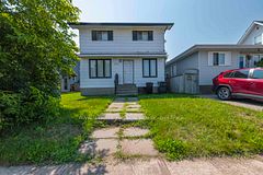 476 Brock Street E, Thunder Bay, ON P7E 4H7