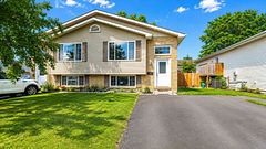 45 Oak Street, Belleville, ON K8N 5Y4