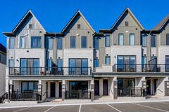 160 Densmore Road 1104, Cobourg, ON K9A 4J9