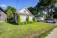 330 York Street, Minto, ON N0G 2P0