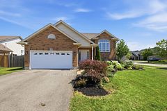 33 Jane Street, West Lincoln, ON L0R 2A0