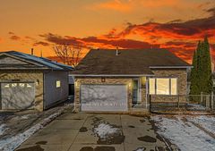 4 Eastwood Drive, Welland, ON L3C 6W3
