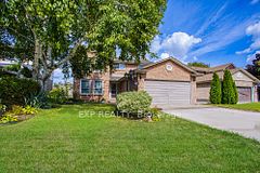 39 Ainsworth Street, Hamilton, ON L8J 1T2