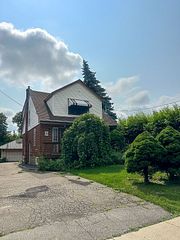 27 Millen Avenue A112, Hamilton, ON L9A 2T5