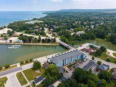 34 Bayfield Street 404, Meaford, ON N4L 1Y2