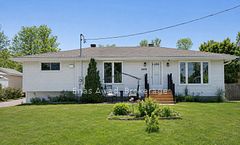 2490 Mer Bleue Road 1, Orleans - Convent Glen and Area, ON K4B 1H9
