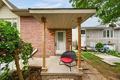 986 Killarney Crescent, Kingston, ON K7M 8C7