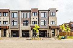 52 Sentinel Lane, Hamilton, ON L9C 0E8