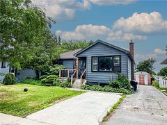 38 Ruskin Street 2, Kingston, ON K7K 2N3