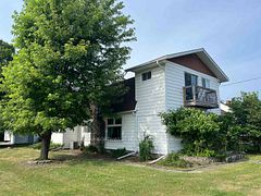 633 Church St, Fort Frances, ON P9A 1E7