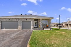 22 Ernie Godin Way, Arnprior, ON K7S 0J5
