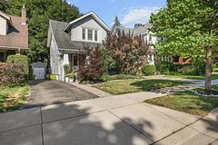 127 Thornton Avenue, London East, ON N5Y 2Y6