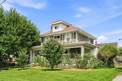 2 Carleton Street, Thorold, ON L2V 2A3