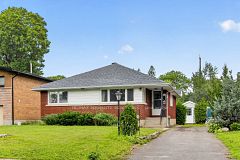 511 Penhill Avenue, Alta Vista and Area, ON K1G 0V5